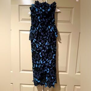 ELIATT strapless floral women’s dress. Size small. Worn once.